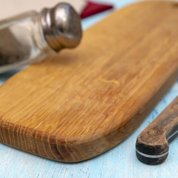 Tabla Cortar Roble Madera Utensilios Cocina Copiar Espacio — Foto de Stock