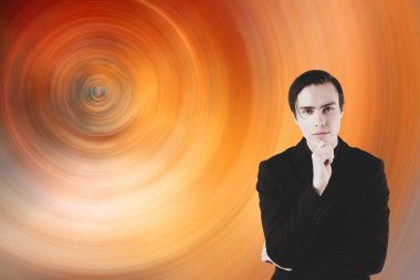 Fütürist geçmişi olan genç bir bilim adamı