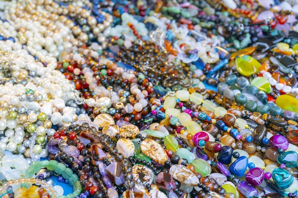 Close Shot Van Verschillende Kleurrijke Oosterse Sieraden Markt — Stockfoto