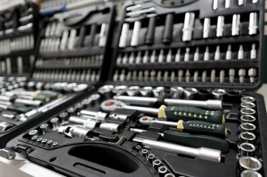 masada siyah araçlar