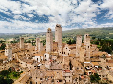 San Gimignano, yukarıdan ortaçağ kasabası. Toskana, İtalya