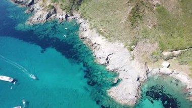 Kaptan Corse, Korsika, Fransa. Deniz manzarası, körfez ve tekneler. 