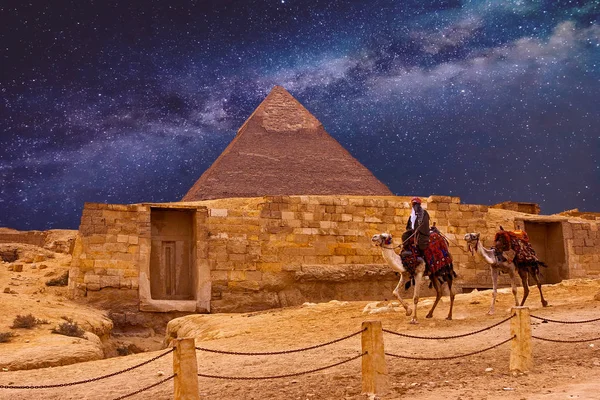 Плато Гиза Пустыне Сахара Великие Пирамиды Каира — стоковое фото