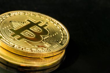 cryptocurrency altın paralar - Bitcoin, Ethereum. Sanal para kavramı.