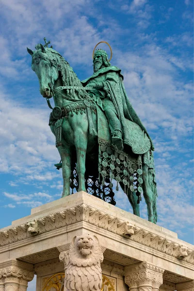 Standbeeld Van Koning Boedapest Hongarije — Stockfoto
