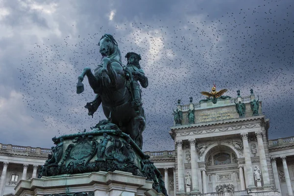 Estátua Histórica Cidade Europeia — Fotografia de Stock