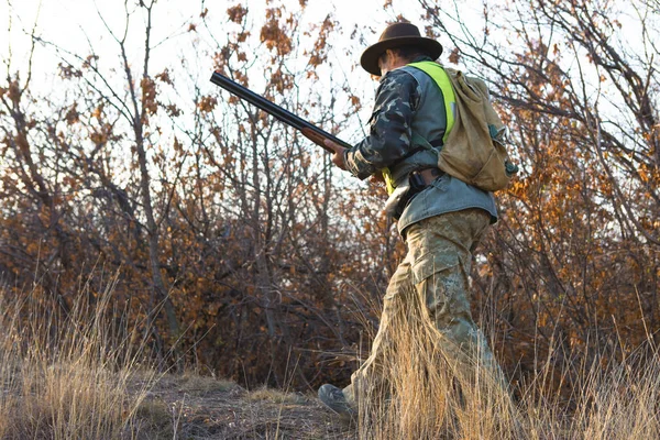 Hunter Hat Gun Camouflage Reflective Vest Steppe — Stock Photo, Image