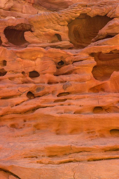 Renkli Kanyon South Sinai (Mısır) Yarımadası'nda bir rock oluşumdur. Çöl kayalar çok renkli kumtaşı arka plan.