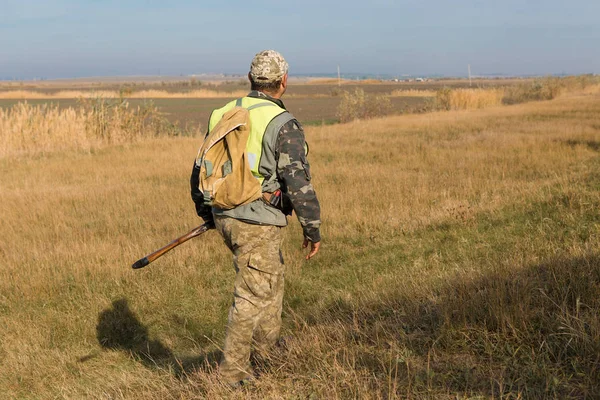 Male Hunter Shotgun Hunting Outdoors — Fotografia de Stock