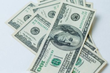 Yüz dolarlık banknotların geçmişi. Benjamin Franklin ABD para banknotu üzerine