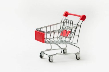 Bitcoin tekerlekli market arabası. Teknolojik atılım kavramı, online alışveriş.