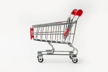 Bitcoin tekerlekli market arabası. Teknolojik atılım kavramı, online alışveriş.