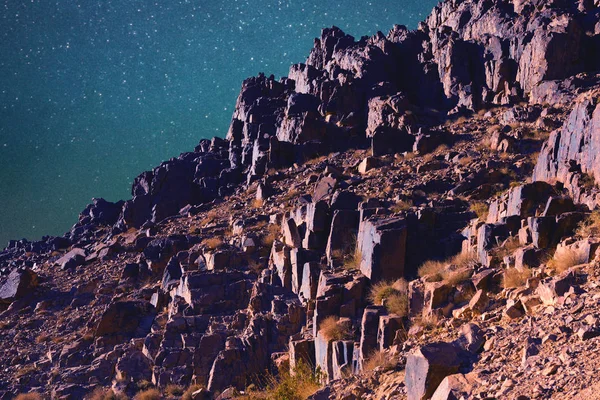 Гірський Хребет Силуеті Видимим Туманом Сході Сонця Прекрасні Гори Нескінченної — стокове фото