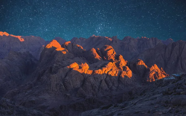 Amazing Sunrise Sinai Mountain Beautiful Dawn Egypt Beautiful View Mountain — Fotografia de Stock