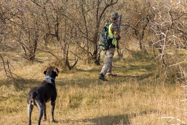 Male Hunter Shotgun Hunting Outdoors — Fotografia de Stock