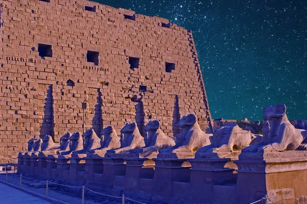 Antike Tempel Sternenklarer Nacht — Stockfoto