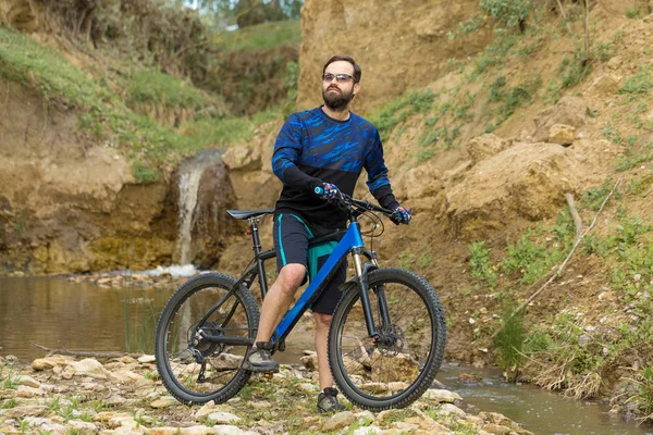 Cycliste Short Maillot Sur Vélo Queue Dure Carbone Moderne Avec — Photo