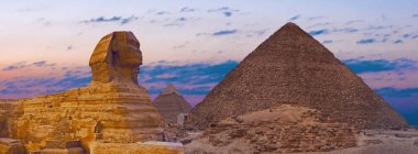 Giza Çölü, Mısır 'daki antik piramitler