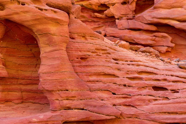 Pouštní Skály Vícebarevnými Pískovcových Pozadí Barevný Kaňon Skalní Formace Poloostrově — Stock fotografie