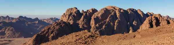 Sina Dağı'nda Amazing Sunrise, Mısır'da güzel şafak, Musa Dağı'nın üst erken sabah görünümü