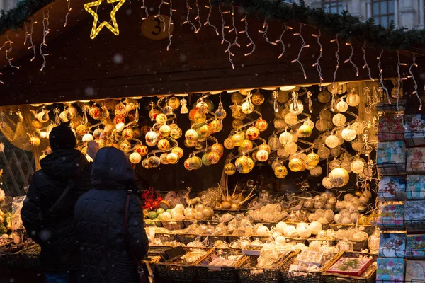 Decoraciones Navidad Mercado —  Fotos de Stock