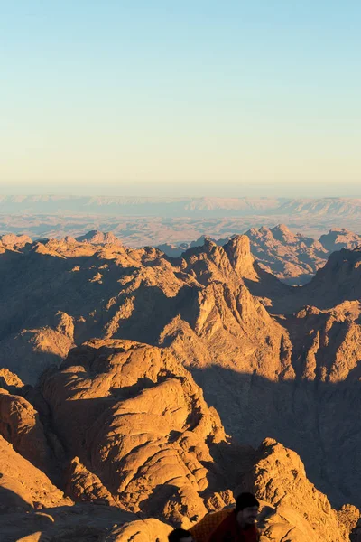 Sina Dağı'nda Amazing Sunrise, Mısır'da güzel şafak, Musa Dağı'nın üst erken sabah görünümü