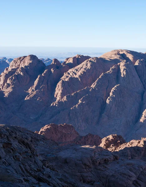 Mountain Range Silhouette Visible Fog Sunrise Beautiful Mountains Endless Desert — Stock Photo, Image