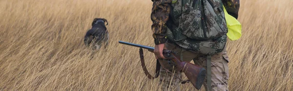 Hunting Period Autumn Season Open Hunter Gun His Hands Hunting — Stock Photo, Image