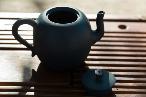 Chinese Tea Ceremony Ceramic Teapot Made Clay Bowls Wooden Background — Stock Photo, Image