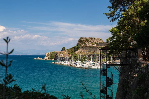 Marina Corfu adasında. Yunanistan.