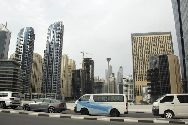 Dubai Marina şehir manzarası