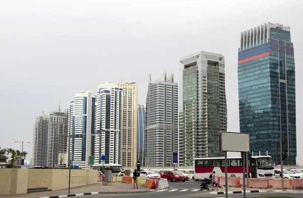 Dubai Marina şehir manzarası