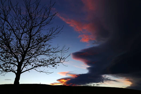 Заході Сонця Небо Являється Нерозумна Буря — стокове фото