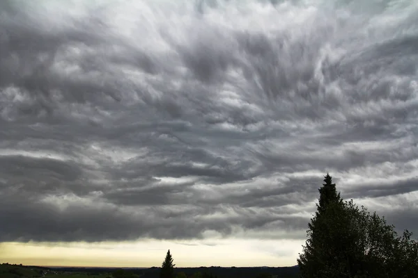 Σύννεφα Καταιγίδας Στον Ουρανό Έρχεται Καταιγίδα — Φωτογραφία Αρχείου