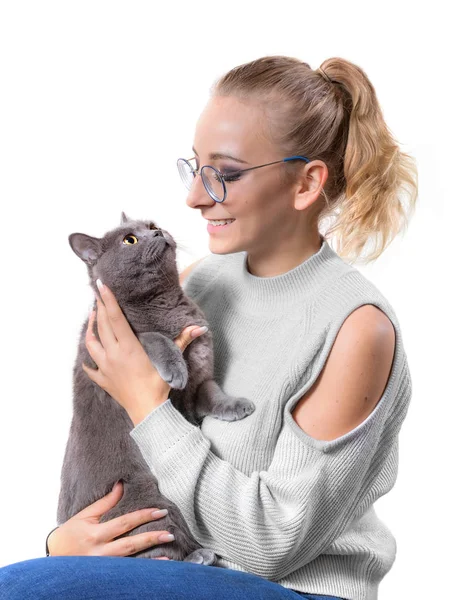 Retrato Una Joven Con Gato Británico Aislar Sobre Fondo Blanco — Foto de Stock