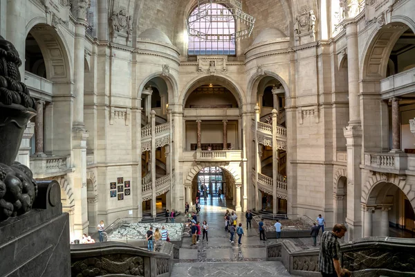 HANNOVER GERMANY - April 04 2019: The interior of the new city h — Stock Photo, Image