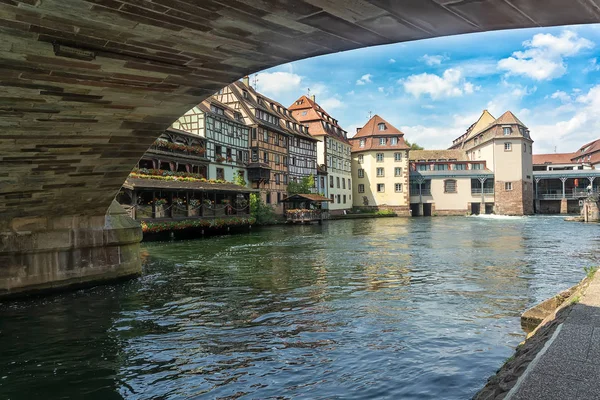 Pohled na čtvrť Petit France ve Štrasburku. — Stock fotografie