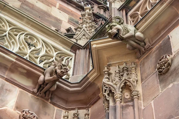 Strasbourg Cathedral  is a Gothic Roman Catholic cathedral in St — Stock Photo, Image