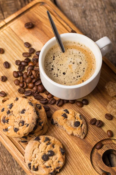 Καυτό Μαύρο Καφέ Cookies Και Φασόλια Καφέ — Φωτογραφία Αρχείου