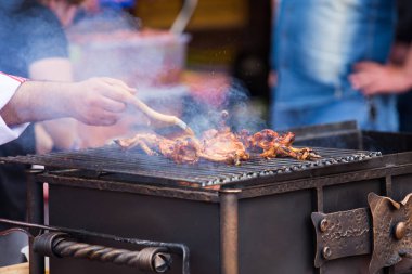 adam şehir ızgara et