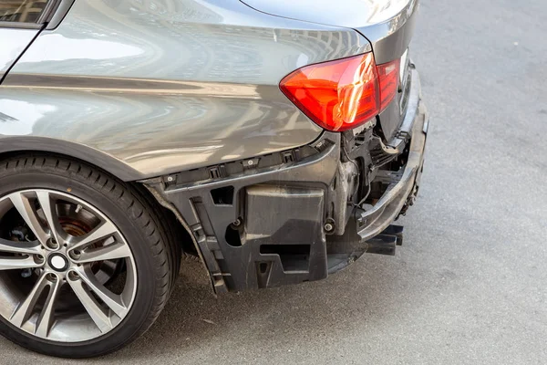 Coda Auto Moderna Con Paraurti Posteriore Rimosso Veicolo Dopo Incidente — Foto Stock