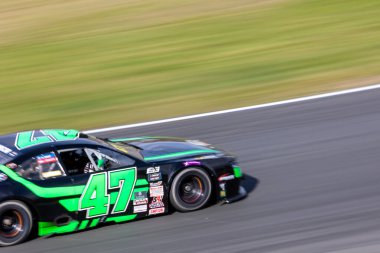 Oschersleben, Almanya. 21 Eylül 2025 'te. Manzara savaşı Oschersleben Motorsport Arena pistinde Nascar Whelen Euro Serisi. Avrupa Amerikan Otomobil Sporları Yarışması.