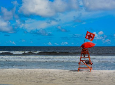 Jacksonville Beach Florida Atlantik Okyanusu üzerinde hayat bekçi istasyonunda 