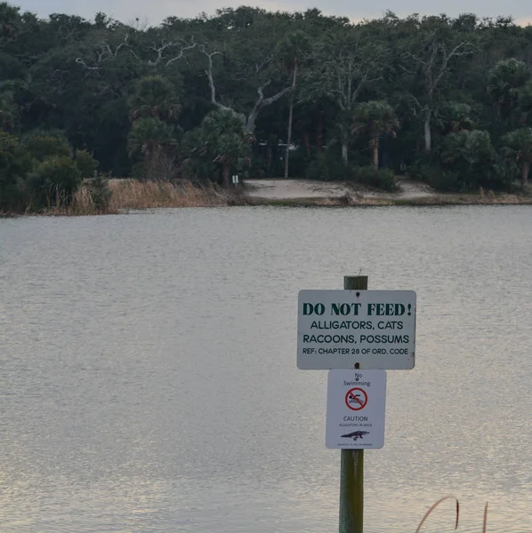 Feed Danger Sign Kathryn Abbey Hanna Park Duval County Jacksonville — Stock Photo, Image