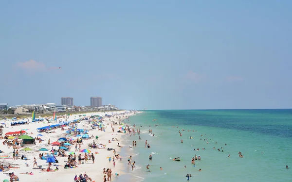 Asistentes Playa Pensacola Beach Condado Escambia Florida Golfo México — Foto de Stock