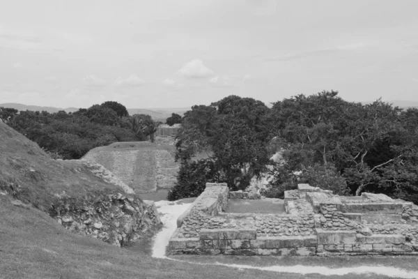 Black White Xunantunich Archaeological Reserve Historic Ancient City Ruins Belize — Stock Photo, Image