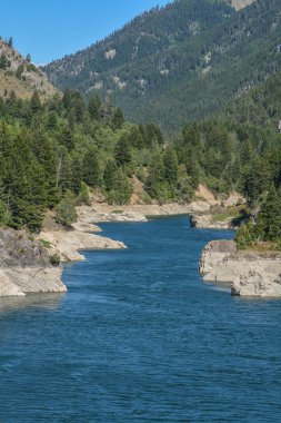 Wyoming, Sublette County 'deki vadiden akan muhteşem Yılan Nehri..
