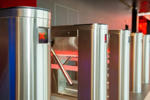 Security office center. Turnstile with card reader. Electronic checkpoint with a turnstile in the office center. — Stock Photo, Image