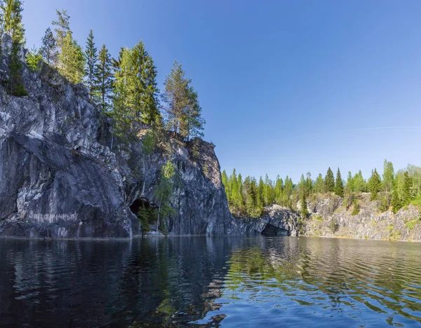 Vista Desde Agua Galería Parque Ruskeala Karelia Rusia —  Fotos de Stock