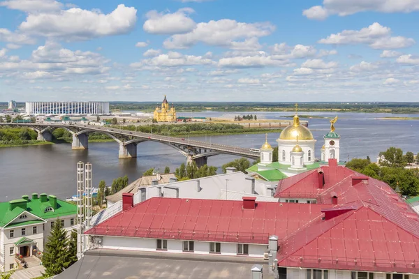 Nizhny Novgorod utsikt över klostret, sammanflödet av riviers, ru — Stockfoto